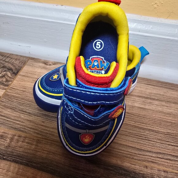 Paw Patrol Toddler Sneakers - Picture 3 of 9